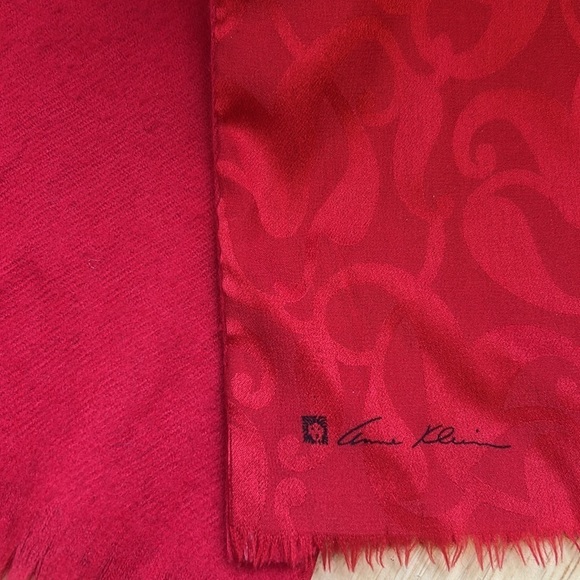 Women’s Silk and Wool Red Scarf by Anne Klein For Vera Neumann with Sign… - Picture 6 of 12